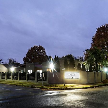 ニューカッスル The Executive House Bed & Breakfast エクステリア 写真