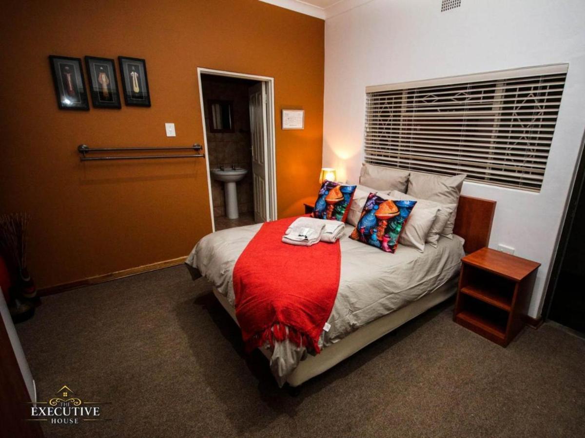 ニューカッスル The Executive House Bed & Breakfast エクステリア 写真