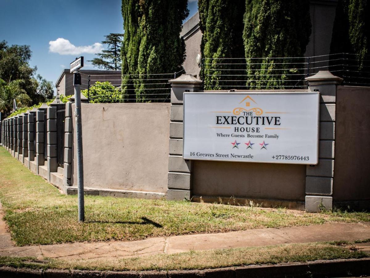 ニューカッスル The Executive House Bed & Breakfast エクステリア 写真