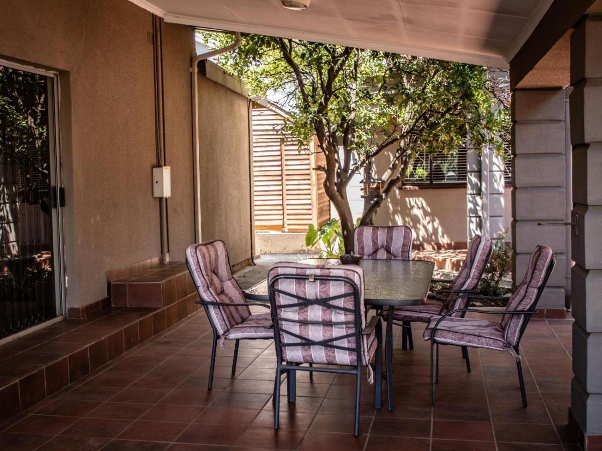 ニューカッスル The Executive House Bed & Breakfast エクステリア 写真